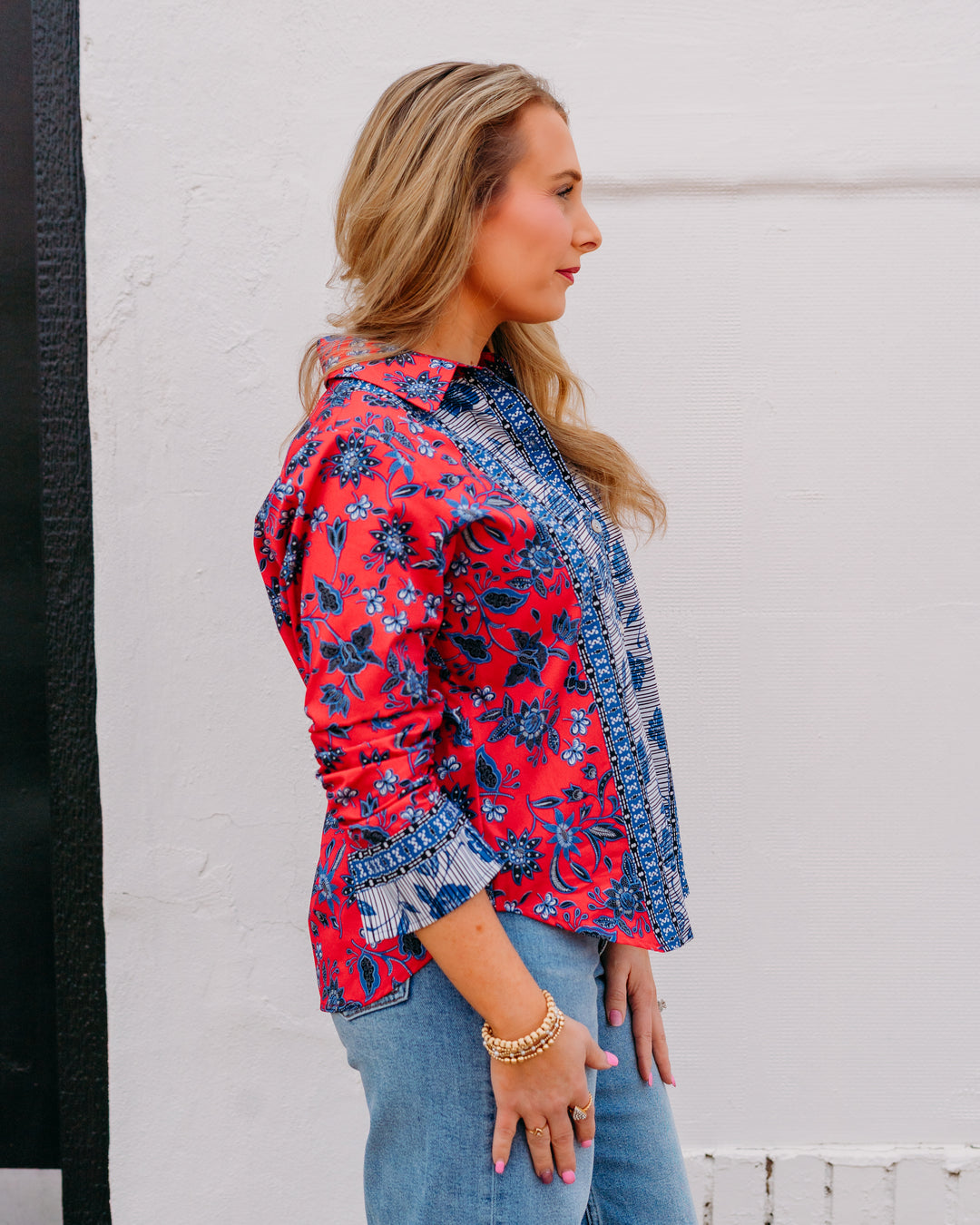 Karen Kane: Ruched Sleeve Shirt In Red (1L48602)