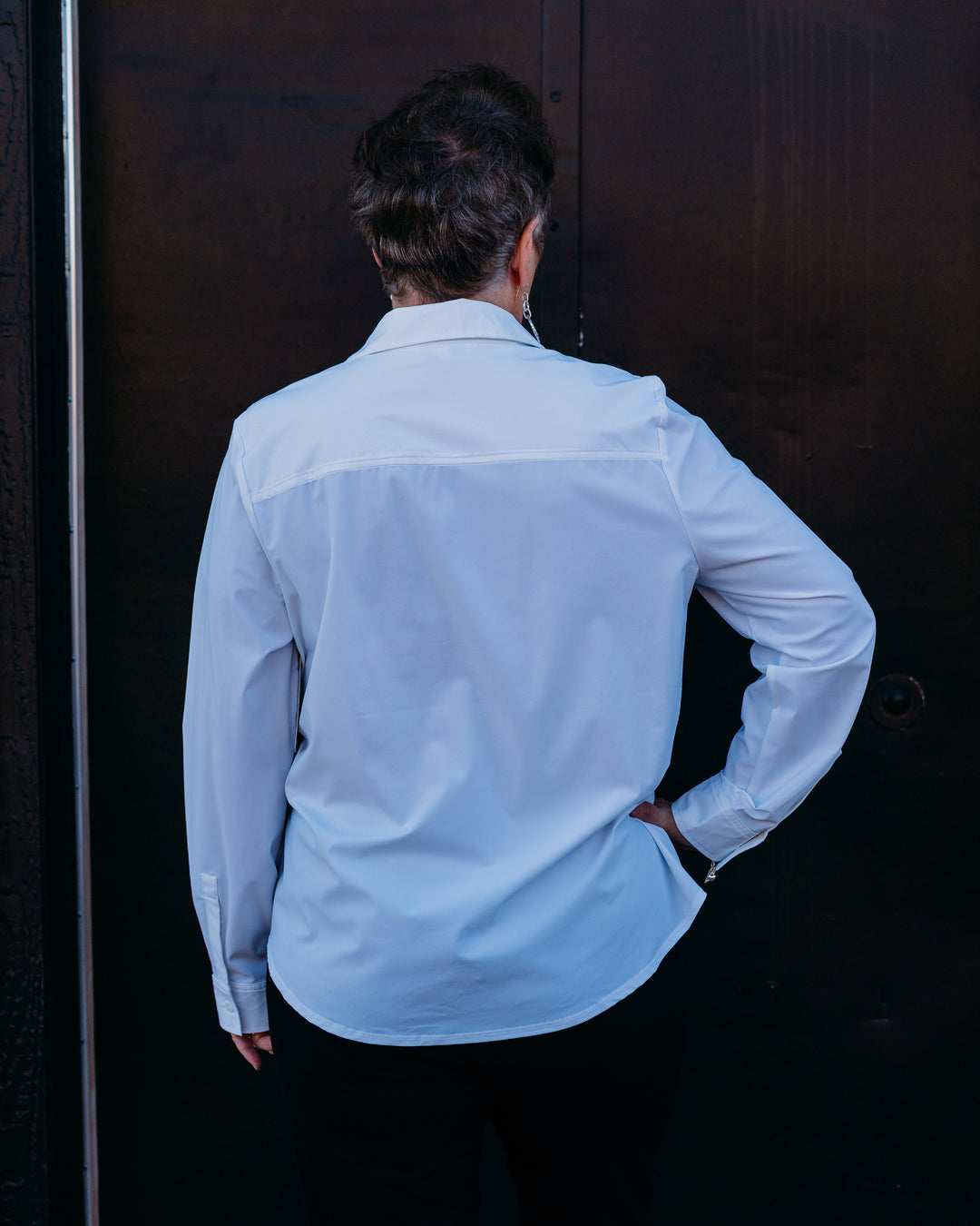 Liverpool: Long Sleeve Button Front Knit Shirt in White (LM8E25ETK)