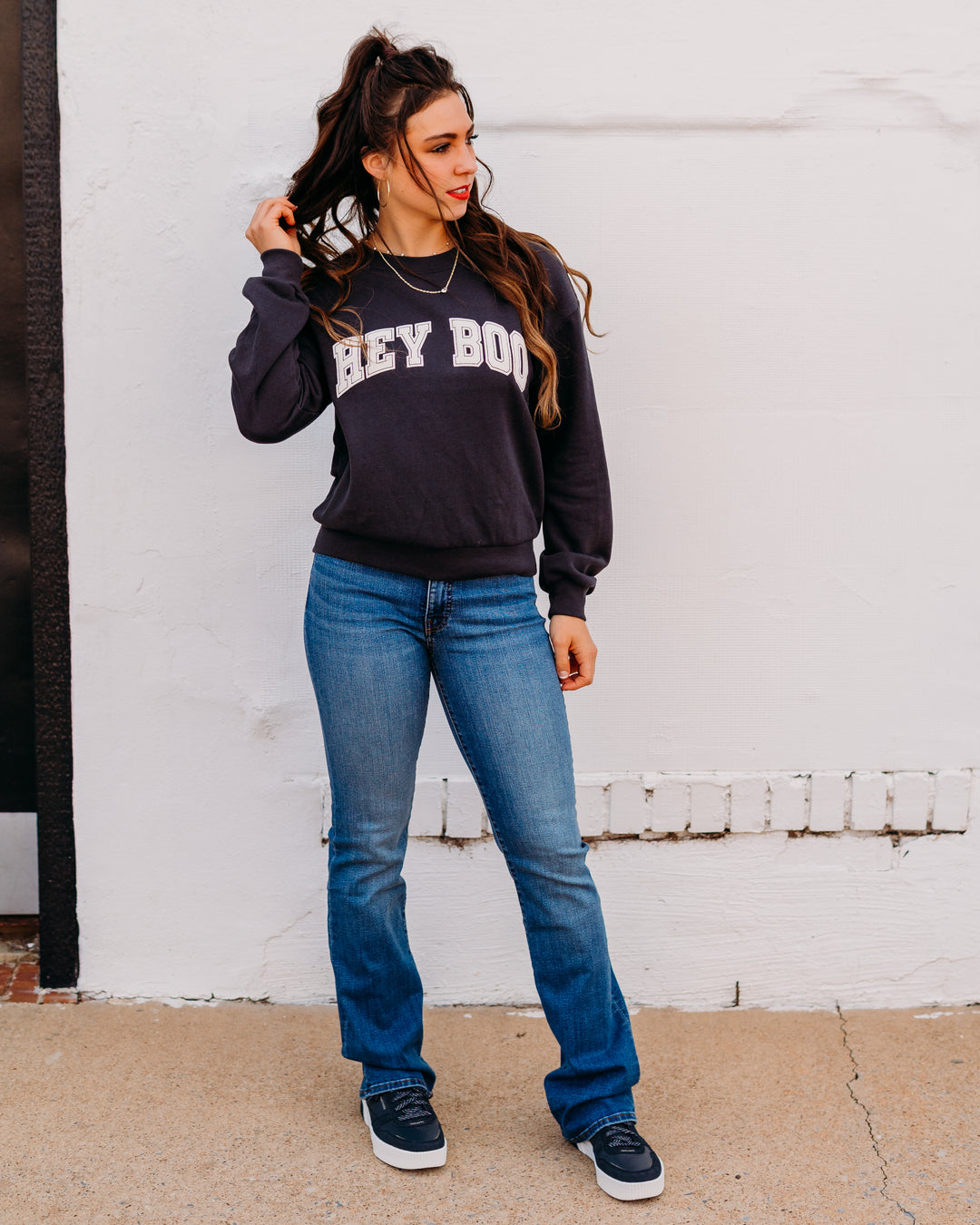 Z Supply: Classic Hey Boo Crew in Black Sand
