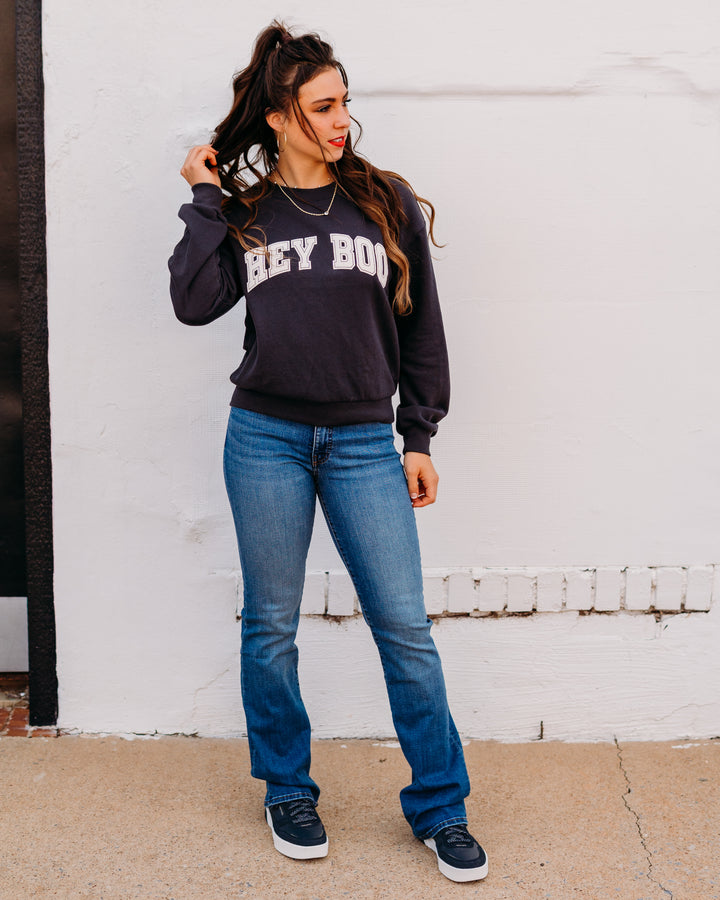 Z Supply: Classic Hey Boo Crew in Black Sand