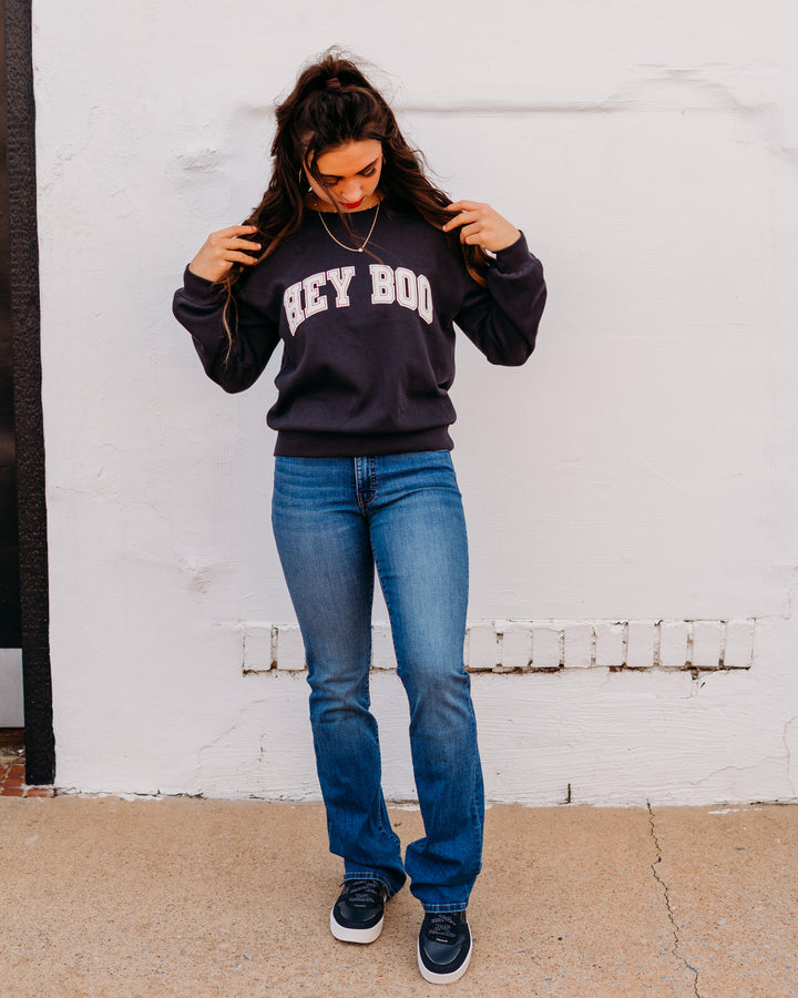 Z Supply: Classic Hey Boo Crew in Black Sand