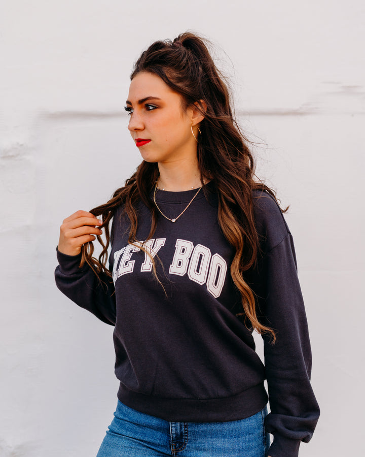 Z Supply: Classic Hey Boo Crew in Black Sand