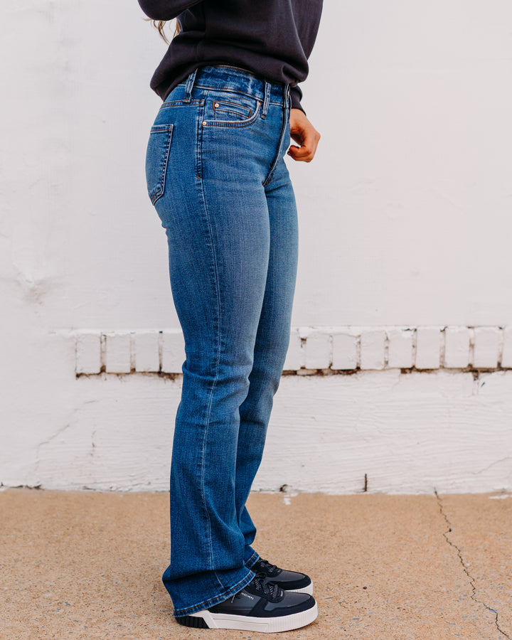 Kut: Natalie High Rise Bootcut Interactive