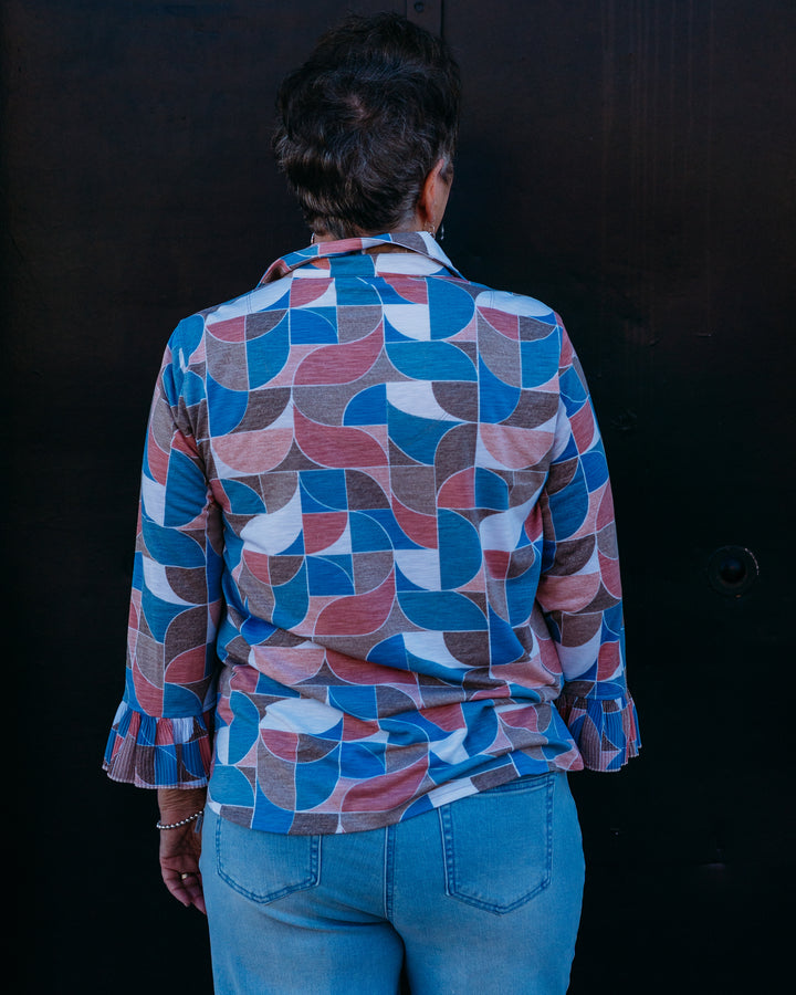 Multiples: (Essentials) Patterned, Multi-color 3/4 Pleated Flounce Top (M16108TM)