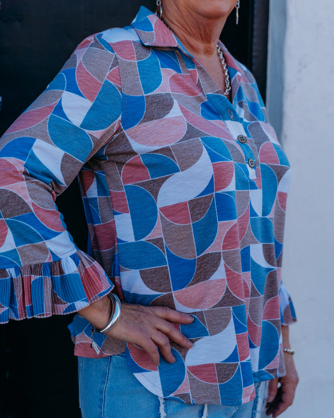 Multiples: (Essentials) Patterned, Multi-color 3/4 Pleated Flounce Top (M16108TM)