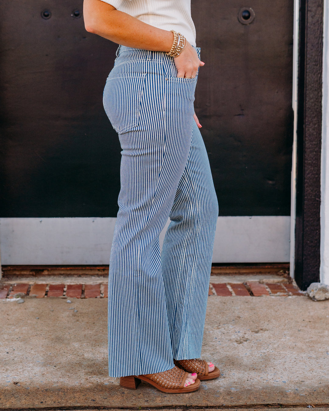 Kut: Kelsey High Rise Fab Ab Ankle Flare in Navy/Ivory (KP1574ME4) - The Vogue Boutique