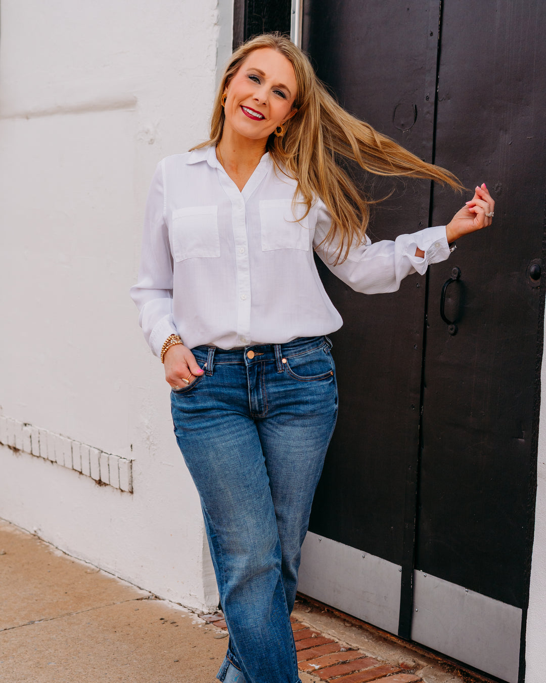 Thread & Supply: Ginger Top White Button Down - The Vogue Boutique
