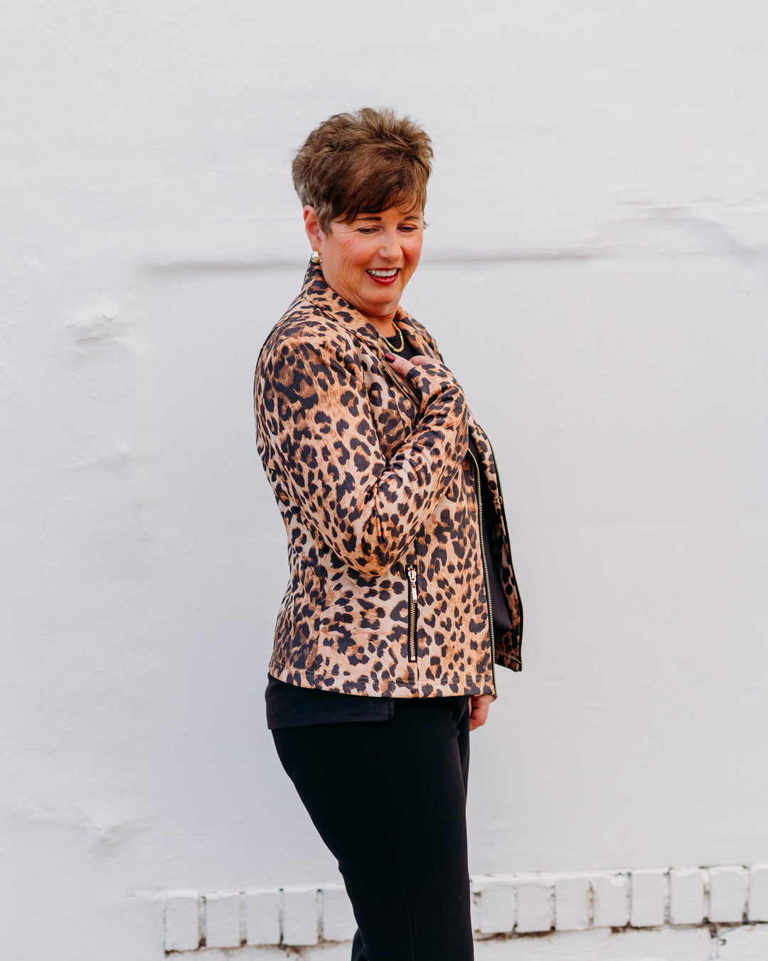Frank Lyman: Cheetah Jacket 253857