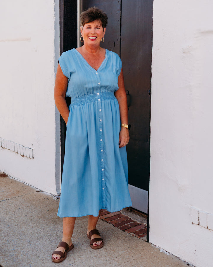 Karen Kane: Smocked Waist Button Up Dress in Chambray (2L46500)
