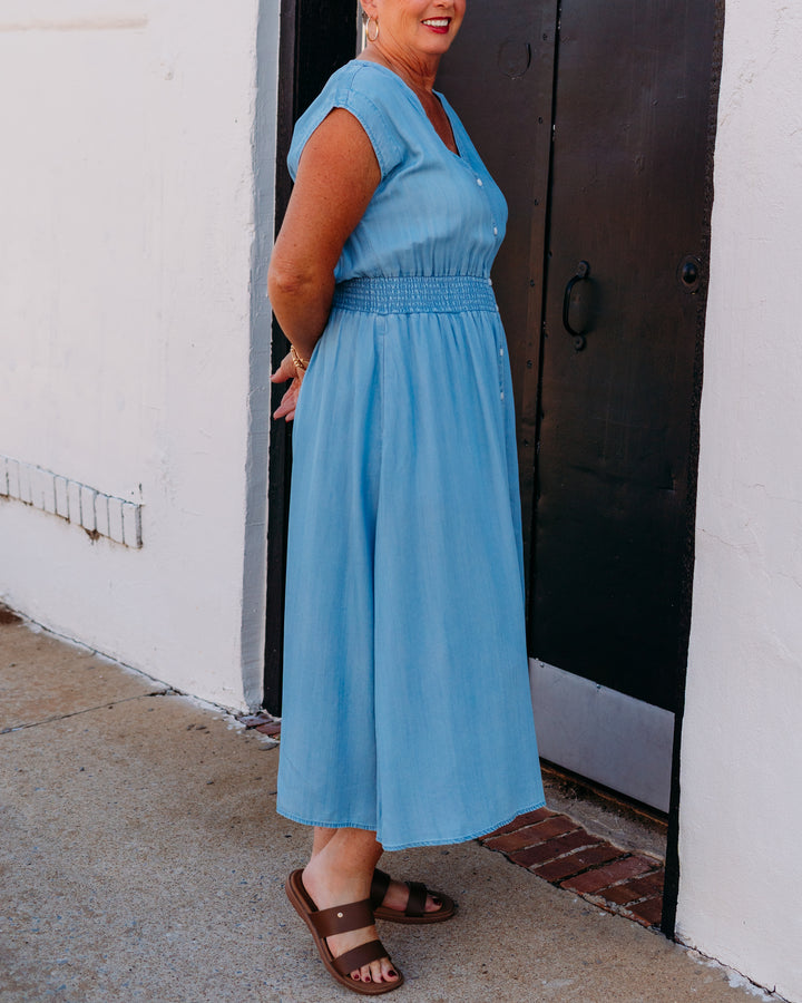 Karen Kane: Smocked Waist Button Up Dress in Chambray (2L46500)