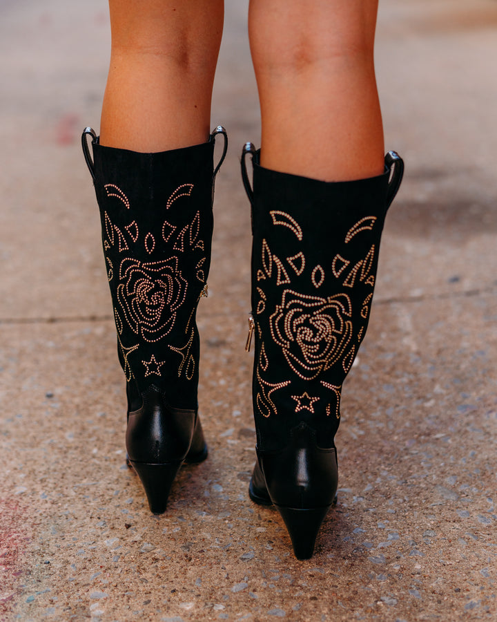 Jessica Simpson: Zodra Boot in Black