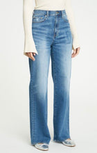 Load image into Gallery viewer, Daze: Far Out Wide Leg Jeans in Rain Check Vintage
