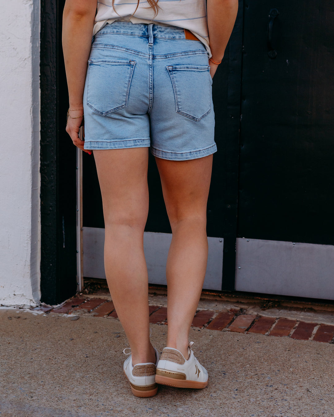 Dear John: Julian Jeans Shorts in French Cloud - The Vogue Boutique