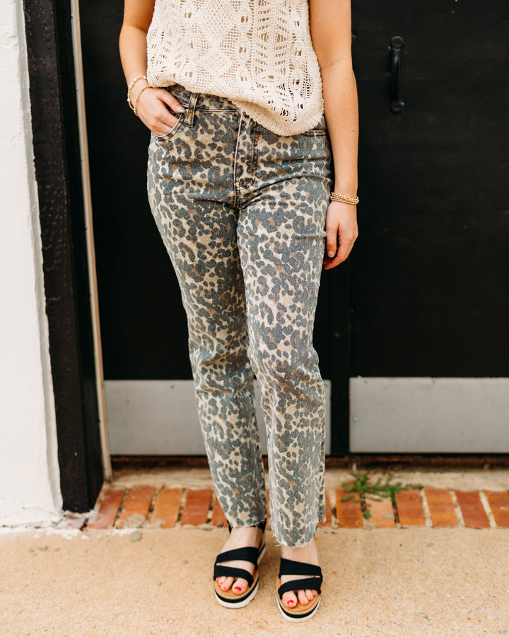 Kut: Kelsey High Rise Ankle Flare in Tan/Brown Leopard