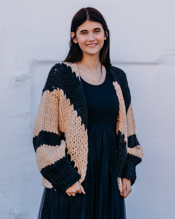 Elan: Beige Black Cardigan sws11513