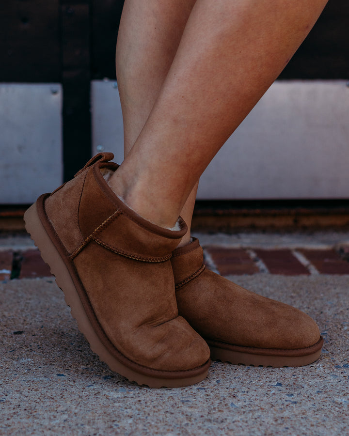 Ugg: Classic Ultra Mini Boot in Chestnut