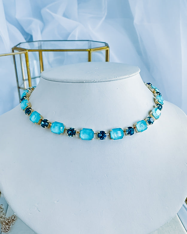Mariana: "Crystal Blue" N-3320/1-6009-YG