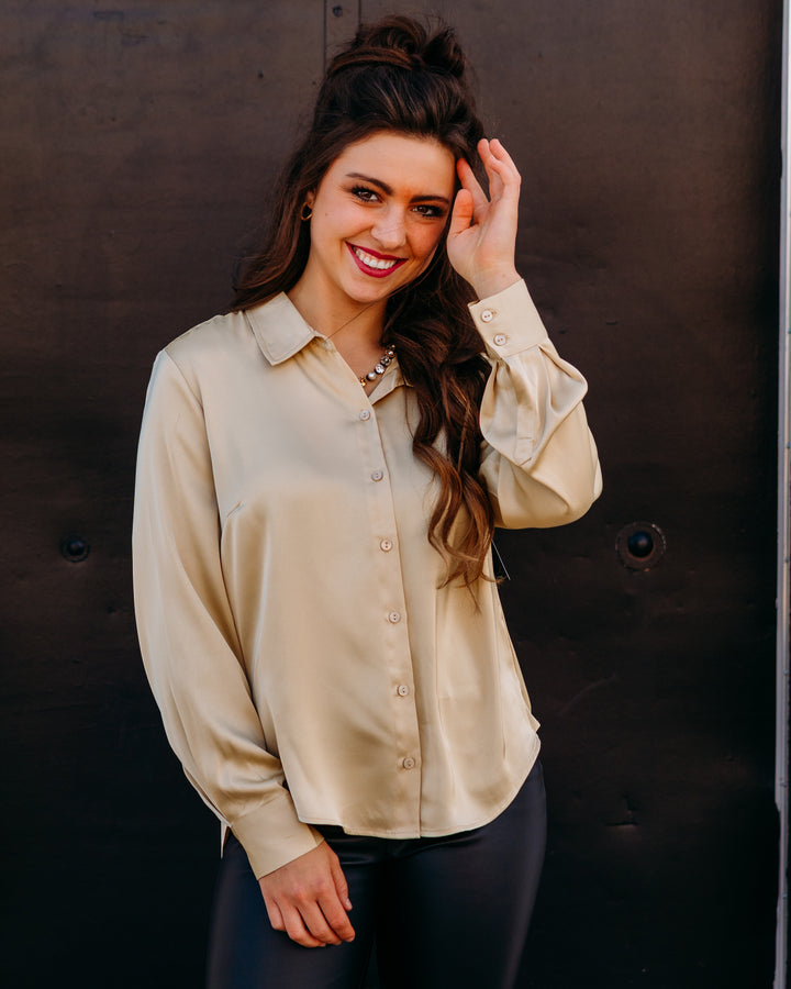 Liverpool: Long Sleeve Button Front Woven Shirt in Pale Gold