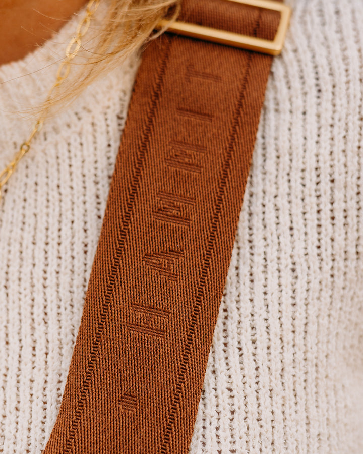 Hammitt: Charles Crossbody in Med in Mahogany Pebble - The Vogue Boutique