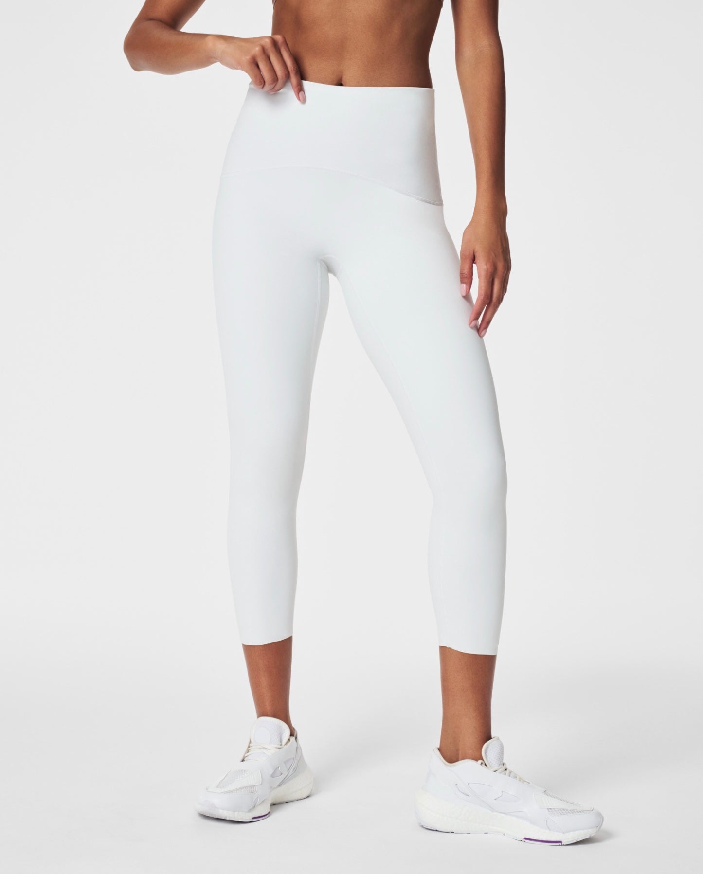 Spanx: BB 7/8 Ultimate Opacity in Vivid White 50427R – The Vogue Boutique