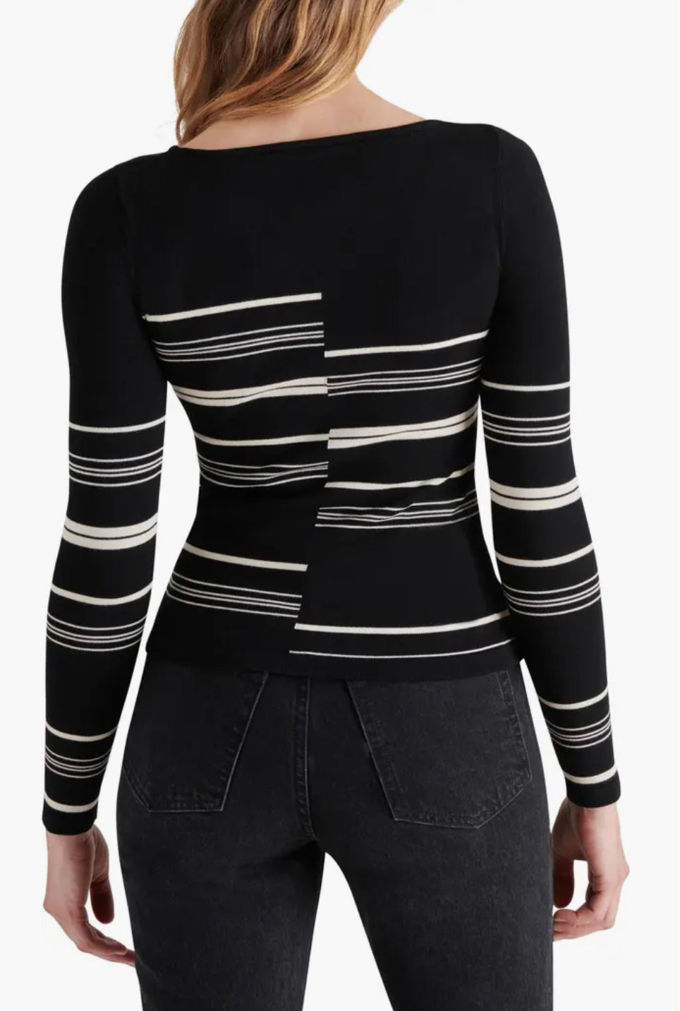Steve Madden: Joanne Sweater in Black BO306708