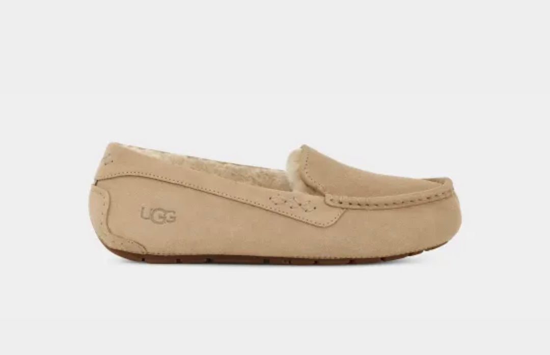 UGG: Ansley Slipper in Mustard Seed