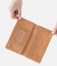 Load image into Gallery viewer, Hobo: Lumen Wallet in Sandstone
