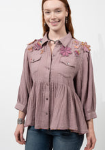 Load image into Gallery viewer, Ivy Jane: Carrying Flowers Peplum Top in Mauve
