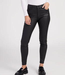 KUT: Mia Coated High Rise Fab Ab Toothpick Skinny 5 Pocket Jeans in Black KP08990MF5