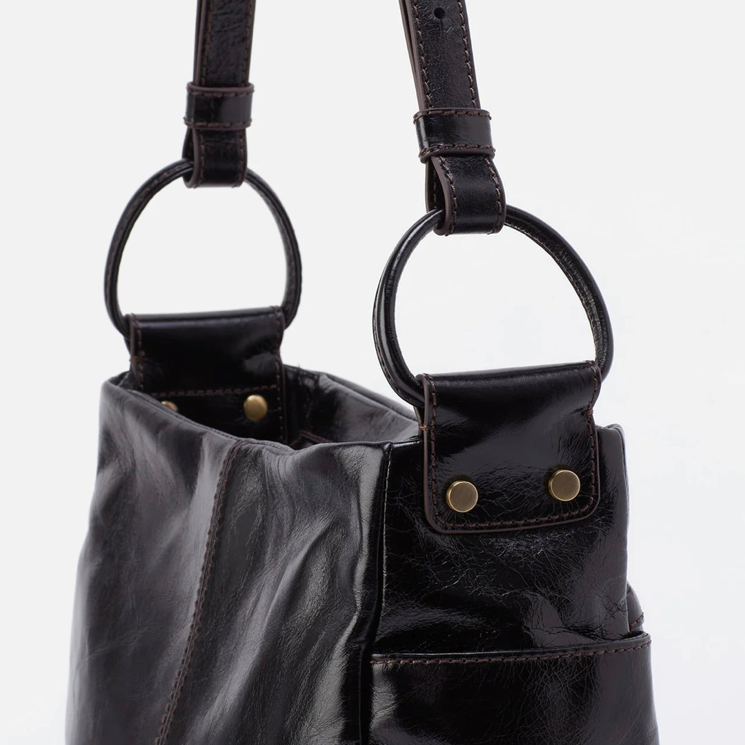 Hobo: Sheila Crossbody in Black