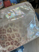 Load image into Gallery viewer, PurseN: Carryall Pouch in Glimmer Leopard
