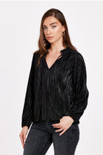Load image into Gallery viewer, Dear John: Skylar in Black Lighting
