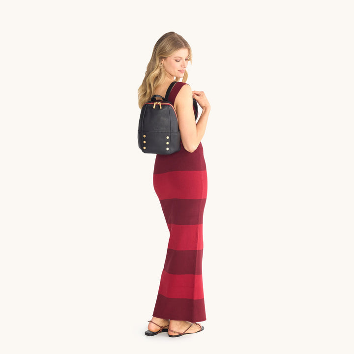 Hammitt: Hunter Med in Black/Brushed Gold Red Zip