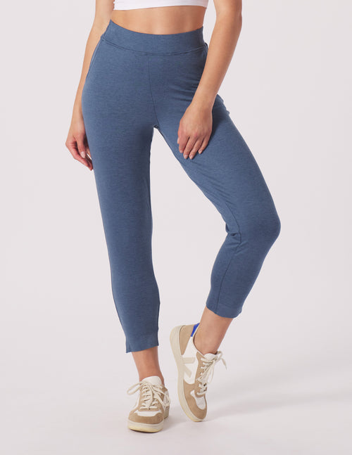 Glyder: On The Go Ankle Pant in Washed Blue