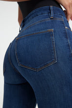 Load image into Gallery viewer, Good American: Good legs Straight in Blue004
