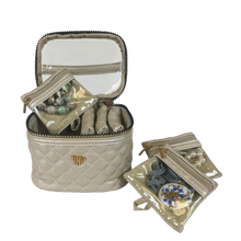 Load image into Gallery viewer, PurseN: Getaway Jewelry Case in Pearl Quilted
