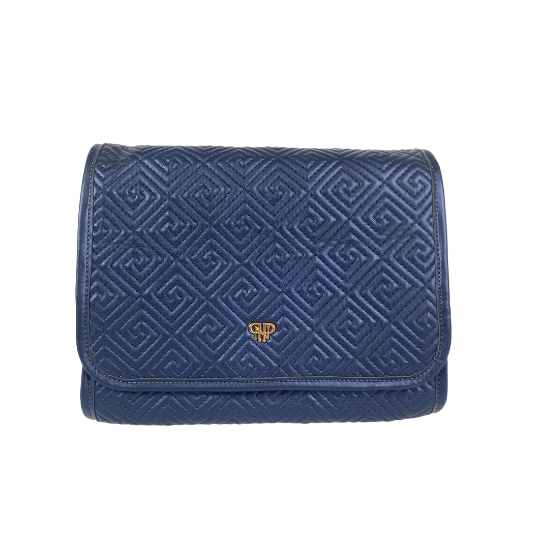 PurseN: Getaway Toiletry Case in Greek Navy