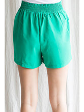 Load image into Gallery viewer, Jodifl: Pull on Business Shorts in Emerald
