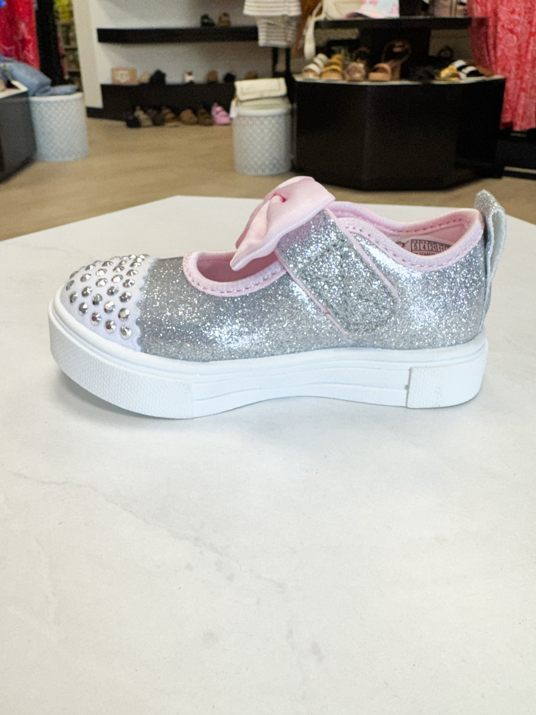 Skechers: Twinkle Sparks in Precious Jan Gold