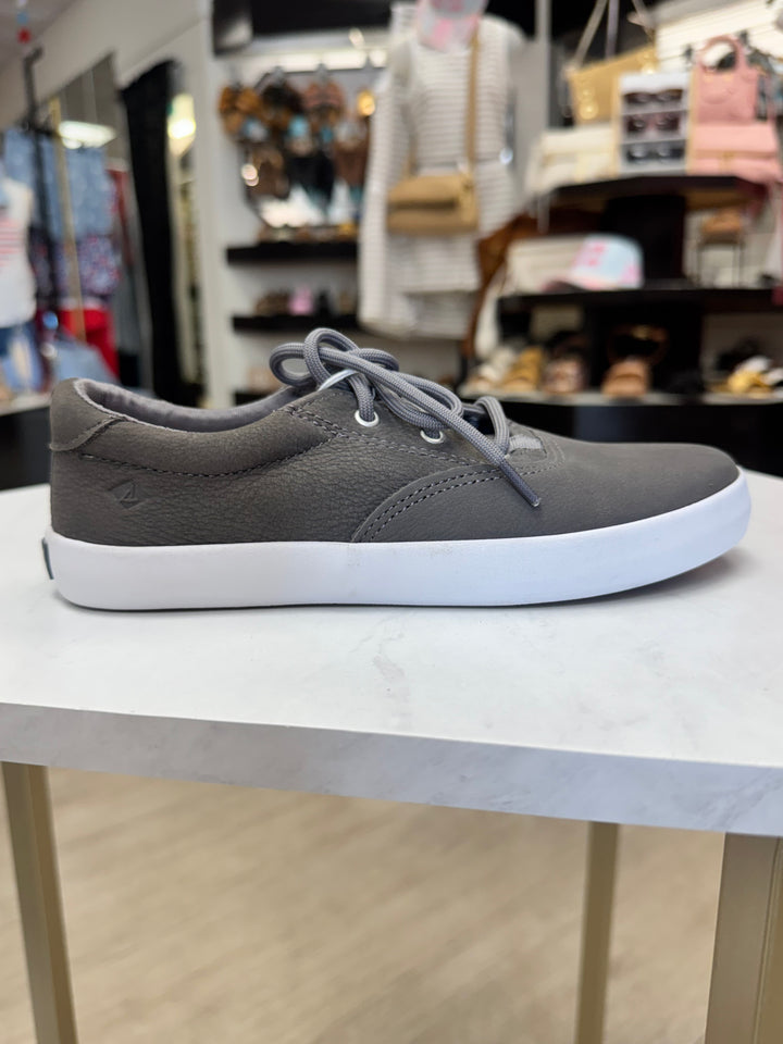 Sperry: Big Kids Spinnaker Washable Sneaker in Grey