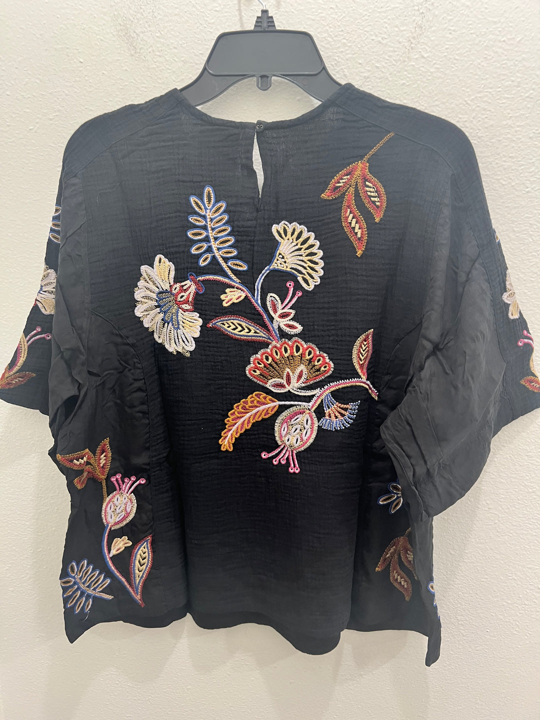 Johnny Was: Mixed Media Dolman Blouse in Gineva