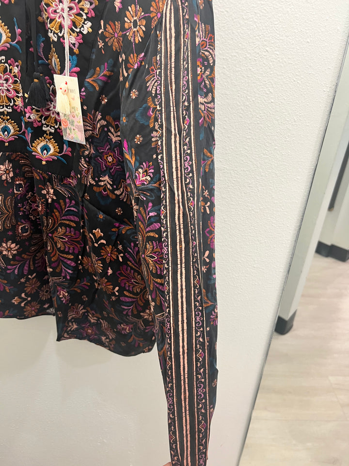 Johnny Was: Curved Hem Prairie Blouse in Brandi
