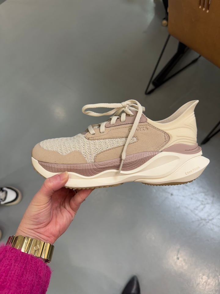 Clarks: Pace Sand Combination(26184591)
