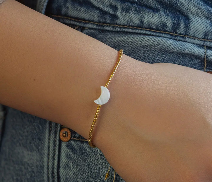 Lenny & Eva: Embrace the Phases Moon Charm Gold Bracelet