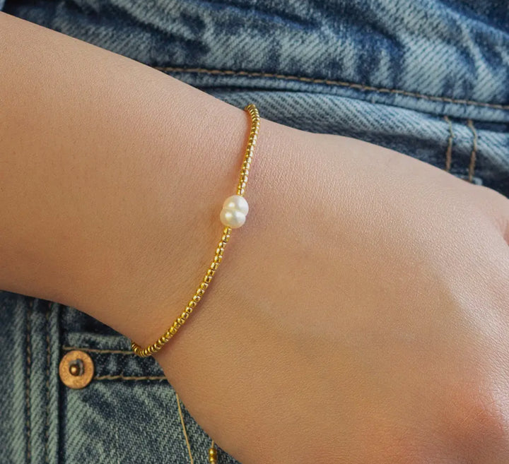 Lenny & Eva: Find Your Strength Gold Bracelet With Pearl Charm
