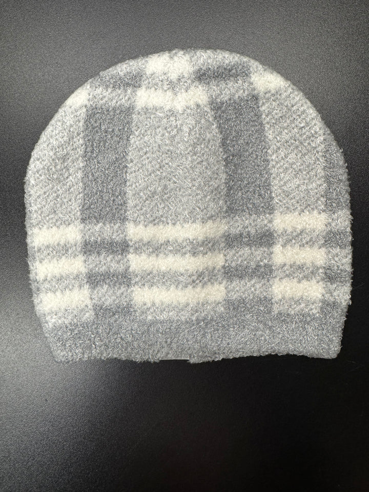 Barefoot Dreams: CCL Baby Plaid Beanie in Moonbeam / Cream