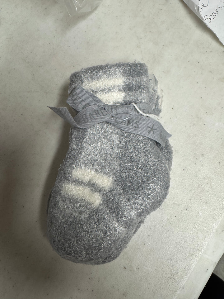 Barefoot Dreams: CCL Baby Plaid Sock Set in Moonbeam / Cream