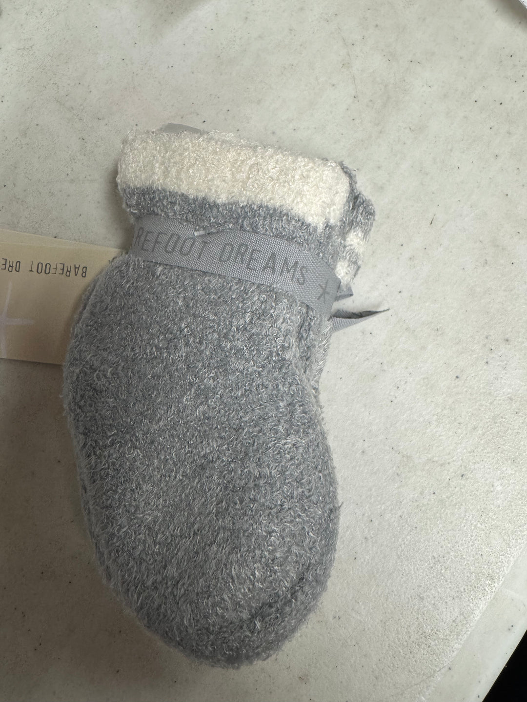 Barefoot Dreams: CCL Baby Plaid Sock Set in Moonbeam / Cream