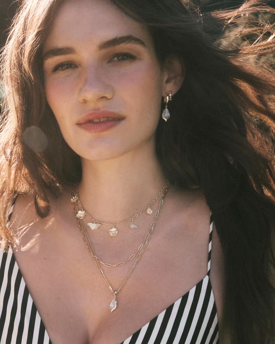 Kendra Scott: Adriana Scallop Frame Multi Strand Necklace In Gold Natural Mother Of Pearl