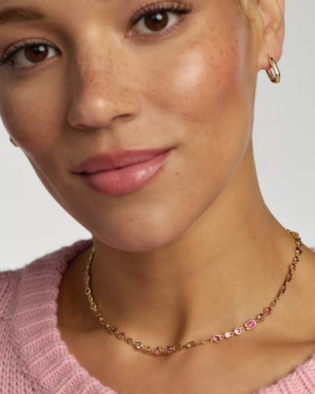 Kendra Scott: Mini Elisa Strand Necklace in Gold Pink Mix - The Vogue Boutique